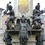 Augustus-Brunnen in Augsburg auf dem Rathausplatz aus den Jahren 1588 - 1594 (Renaissance).