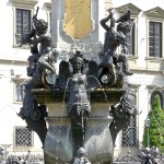 Augustus-Brunnen in Augsburg auf dem Rathausplatz aus den Jahren 1588 - 1594 (Renaissance).