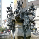 Augustus-Brunnen in Augsburg auf dem Rathausplatz aus den Jahren 1588 - 1594 (Renaissance).