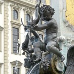 Augustus-Brunnen in Augsburg auf dem Rathausplatz aus den Jahren 1588 - 1594 (Renaissance).