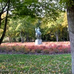 Reiterstandbild “Amazone zu Pferd” von Louis Tuaillon im Großen Tiergarten in Berlin, Zustand: Oktober 2015.