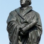 Luther-Denkmal in Dresden von Ernst Rietschel von 1861, Aufstellung an diesem Ort 1885, Guss von Christian Albert Bierling