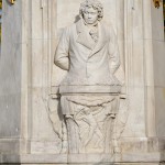 Musiker-Denkmal im Großen Tiergarten in Berlin-Tiergarten von Rudolf Siemering aus dem Jahr 1904, Zustand: Oktober 2015.