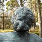 Bronzeskulptur "Ruhende" von Georg Kolbe im Kolbe-Hain in Westend, Berlin-Charlottenburg, Nachguss von 1965 aus der Bildgießerei Noack, Berlin, Detailansicht des Kopfes