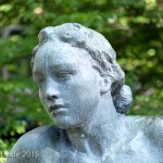 Bronzeskulptur “Ruhende” von Georg Kolbe im Kolbe-Hain in Westend, Berlin-Charlottenburg, Nachguss von 1962 aus der Bildgießerei Noack, Berlin