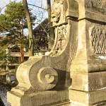 Bismarckbrücke in Grunewald, Berlin-Wilmersdorf, Detailansicht des Brückengeländers: Sandsteinskulptur