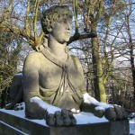 Bismarckbrücke in Grunewald, Berlin-Wilmersdorf, Südöstliche Sphinx von Max Klein