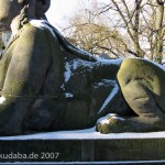 Bismarckbrücke in Grunewald, Berlin-Wilmersdorf, Südöstliche Sphinx von Max Klein