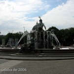 Neptunbrunnen von Reinhold Begas auf dem Alexanderplatz in Berlin-Mitte, Gesamtansicht