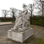 Das Denkmal Sophie von Hannover, geschaffen von W. Engelhardt im Jahr 1876, befindet sich in den Herrenhäuser Gärten in Hannover