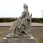 Das Denkmal Sophie von Hannover, geschaffen von W. Engelhardt im Jahr 1876, befindet sich in den Herrenhäuser Gärten in Hannover