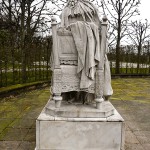 Das Denkmal Sophie von Hannover, geschaffen von W. Engelhardt im Jahr 1876, befindet sich in den Herrenhäuser Gärten in Hannover