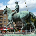 Reiterdenkmal "Der Sieger" auf dem Steubenplatz in Berlin-Charlottenburg von Louis Tuaillon von 1899