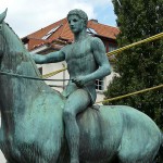 Reiterdenkmal "Der Sieger" auf dem Steubenplatz in Berlin-Charlottenburg von Louis Tuaillon von 1899