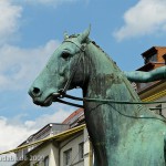 Reiterdenkmal "Der Sieger" auf dem Steubenplatz in Berlin-Charlottenburg von Louis Tuaillon von 1899