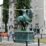 Reiterdenkmal "Der Sieger" auf dem Steubenplatz in Berlin-Charlottenburg von Louis Tuaillon von 1899