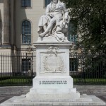 Denkmal Alexander von Humboldts in Berlin-Mitte von Reinhold Begas von 1882, Gesamtansicht