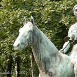 Reiterstandbild “Amazone zu Pferd” von Louis Tuaillon im Großen Tiergarten in Berlin, Detailansicht