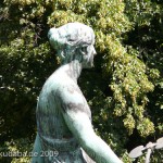 Reiterstandbild “Amazone zu Pferd” von Louis Tuaillon im Großen Tiergarten in Berlin, Detailansicht