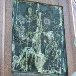 Bismarck-Nationaldenkmal am Großen Stern in Berlin-Tiergarten von Reinhold Begas, Detailansicht vom Sockel