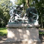 Denkmal "Eberjagd der Renaissancezeit (um 1500)" von Carl Begas von 1882, Gesamtansicht