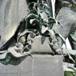 Gertrudendenkmal auf der Gertraudenbrücke in Berlin-Mitte von Rudolf Siemering von 1896, Detailansicht