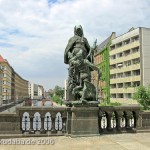 Gertrudendenkmal auf der Gertraudenbrücke in Berlin-Mitte von Rudolf Siemering von 1896, Gesamtansicht