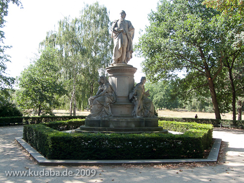 Goethe-Denkmal im Großen Tiergarten in Berlin von Fritz Schaper von 1880, Gesamtansicht