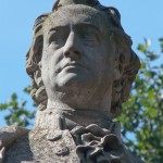 Goethe-Denkmal im Großen Tiergarten in Berlin von Fritz Schaper von 1880, Detailansicht der Standfigur Goethes