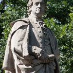 Goethe-Denkmal im Großen Tiergarten in Berlin von Fritz Schaper von 1880, Detailansicht der Standfigur Goethes