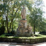 Goethe-Denkmal im Großen Tiergarten in Berlin von Fritz Schaper von 1880, Gesamtansicht