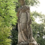 Denkmal Königin Luise auf der Luiseninsel im Großen Tiergarten in Berlin von Erdmann Encke, Kopie aus Zementguss, Zustand: Juli 2009. Dieses Bild von Andres Imhof ist lizenziert unter einer Creative Commons Namensnennung - Nicht-kommerziell - Keine Bearbeitung 3.0 Deutschland Lizenz.