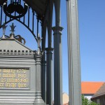 Luisen-Denkmal in Gransee von Karl Friedrich Schinkel von 1810, Detailansicht vom Süden aus gesehen