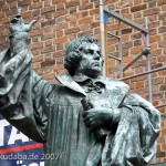 Luther-Denkmal in Hannover von Carl Dopmeyer, Detailansicht Luthers