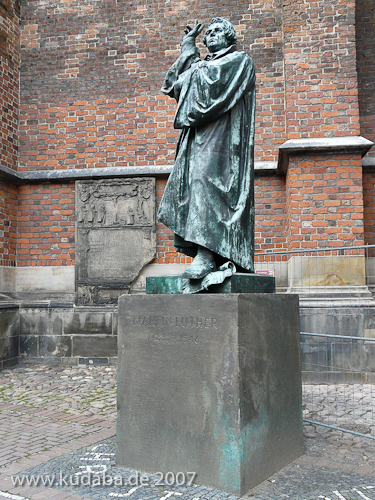 Luther-Denkmal in Hannover von Carl Dopmeyer, Gesamtansicht