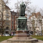 Luther-Denkmal in Eisenach von Adolf von Donndorf von 1894, Gesamtansicht