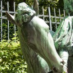 Denkmal "Pony und Knabe" von Erdmann Encke aus dem Jahr 1896 im Großen Tiergarten in Berlin-Tiergarten, Detailansicht