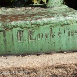 Denkmal "Pony und Knabe" von Erdmann Encke aus dem Jahr 1896 im Großen Tiergarten in Berlin-Tiergarten, Detailansicht