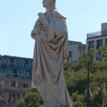 Schiller-Denkmal in Berlin-Mitte auf dem Gendarmenmarkt von Reinhold Begas, Detailansicht der Standfigur Schillers