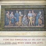 Denkmal Albrecht von Graefe in Berllin-Mitte von 1881, Detailansicht