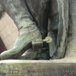 Zieten-Denkmal in der Mohrenstraße in Berlin-Mitte, Detailansicht der Standfigur