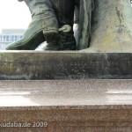 Zieten-Denkmal in der Mohrenstraße in Berlin-Mitte, Detailansicht der Standfigur