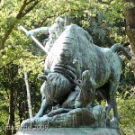 Denkmal "Altgermanische Wisentjagd" im Großen Tiergarten von Fritz Schaper, Gesamtansicht der Skulptur