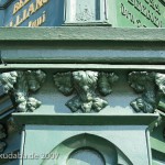 Kreuzberg-Denkmal in Berlin-Kreuzberg, Detailansicht des gusseisernen Denkmals