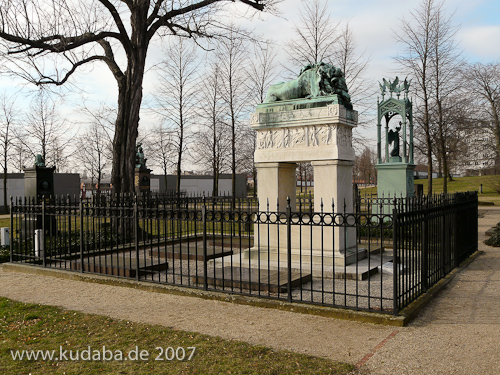 Grabmal von Gerhard Johann David von Scharnhorst auf dem Invalidenfriedhof in Berlin-Mitte, Gesamtansicht