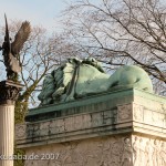 Grabmal von Gerhard Johann David von Scharnhorst auf dem Invalidenfriedhof in Berlin-Mitte, Detailansicht der Löwenskulptur