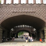 Chilehaus in Hamburg von Fritz Höger aus den Jahren 1922 - 1924 im Stil des Expressionismus, Blick von außen in den Innenhof