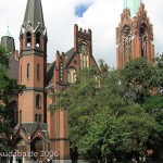 Apostel-Paulus-Kirche in Berlin-Schöneberg von Franz Heinrich Schwechten im historistischen, neogotischen Stil in den Jahren 1892 - 1894 errichtet.