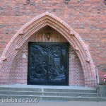 Katholische Kirche St. Michael in Berlin Wannsee von Wilhelm Fahlbusch, Portal