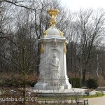 Musiker-Denkmal im Großen Tiergarten in Berlin-Tiergarten von Rudolf Siemering aus dem Jahr 1904, Gesamtansicht